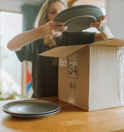 Safely Pack Kitchen Appliances and Fragile Dishware for a Move