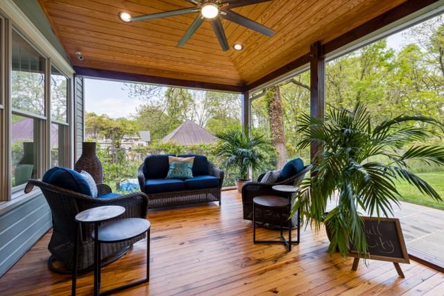 Outdoor Living Spaces for Spring